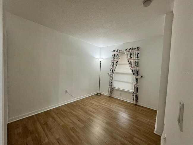 Building Photo - 2732 Club Cortile Cir
