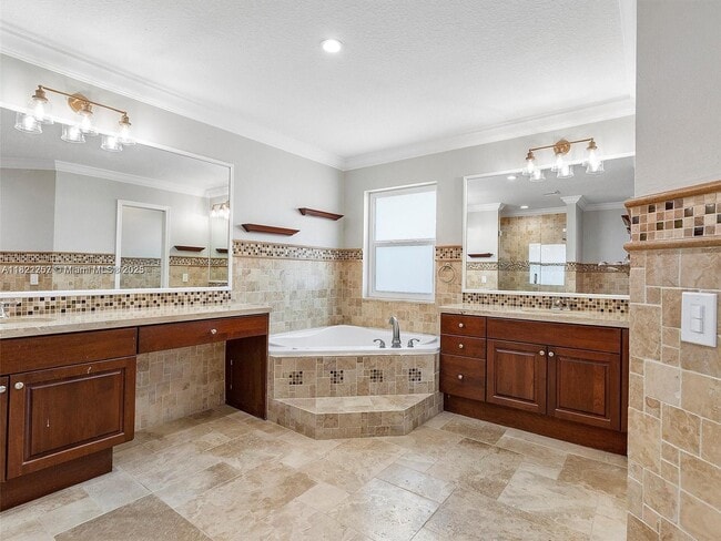 Building Photo - 1175 Peregrine Way