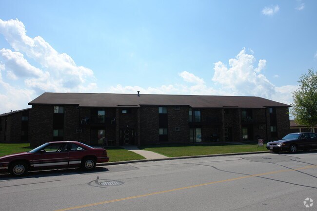 Building Photo - 1097-1101 Anderson Dr