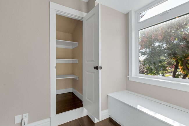 Building Photo - 3135 W 44th Ave