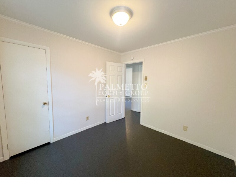 Building Photo - 2217 E Gate City Blvd