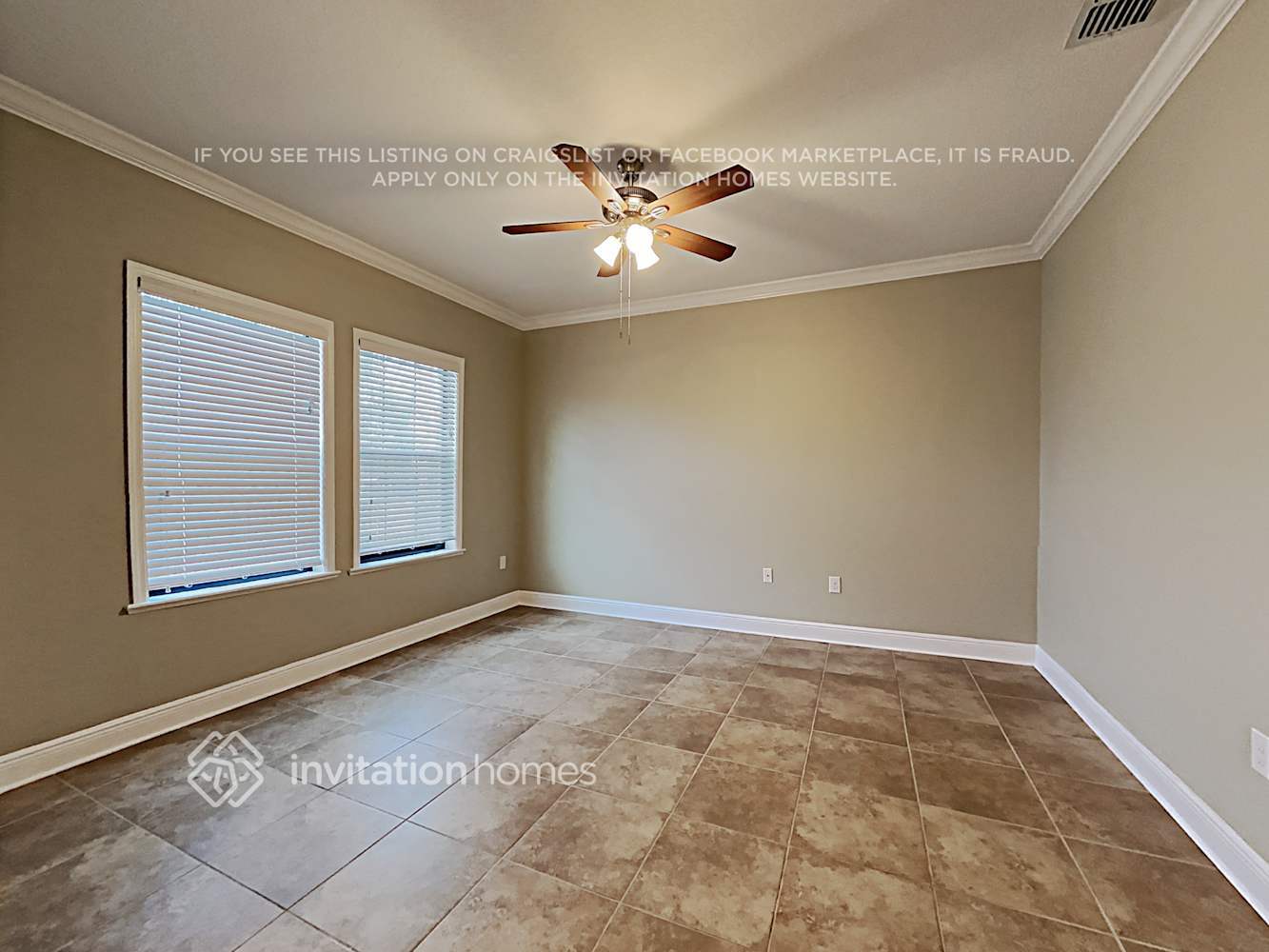 Building Photo - 7526 39th Ave E