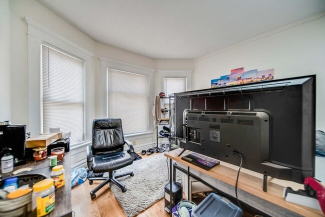 Building Photo - 78 Frambes Ave