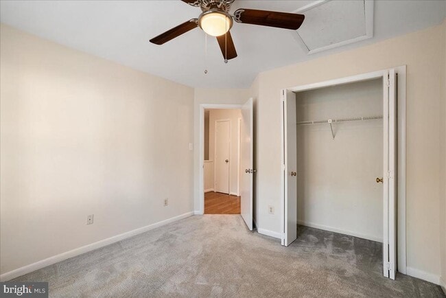 Building Photo - 8316 Linden Oaks Ct