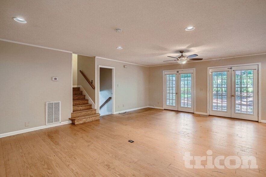 Building Photo - 114 Grassdale Rd