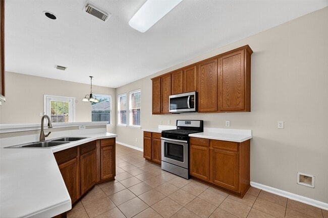 Building Photo - 2711 Shallow Falls Ct