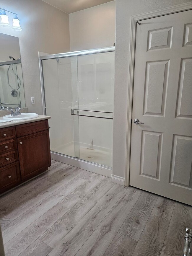 Building Photo - JESS RANCH - 3 BEDROOM