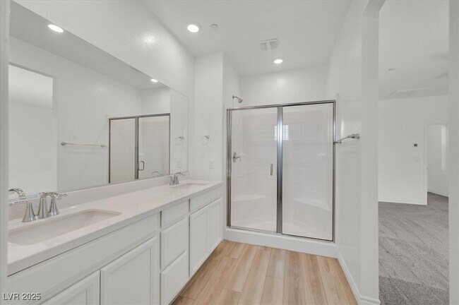 Building Photo - 8852 Flora Run Ave