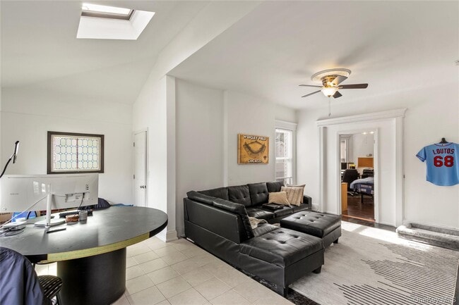 Building Photo - 172 Harrison Ave