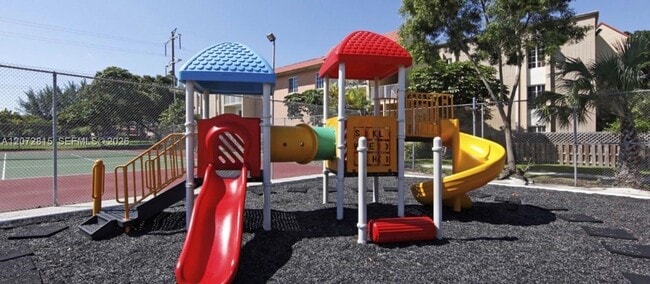 Building Photo - 4800 NW 79th Ave