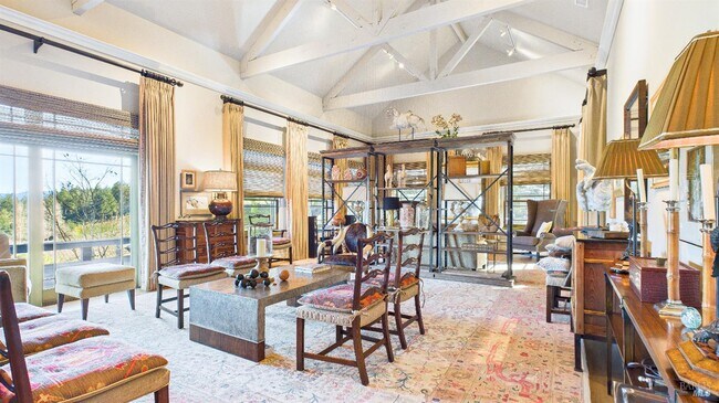 Building Photo - 3225 W Dry Creek Rd