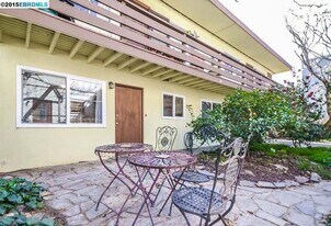 Building Photo - 3111 College Ave