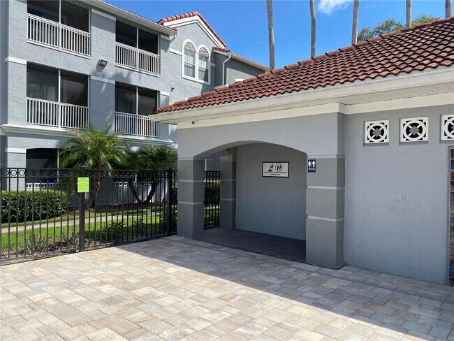 Building Photo - 18001 RICHMOND PLACE Dr