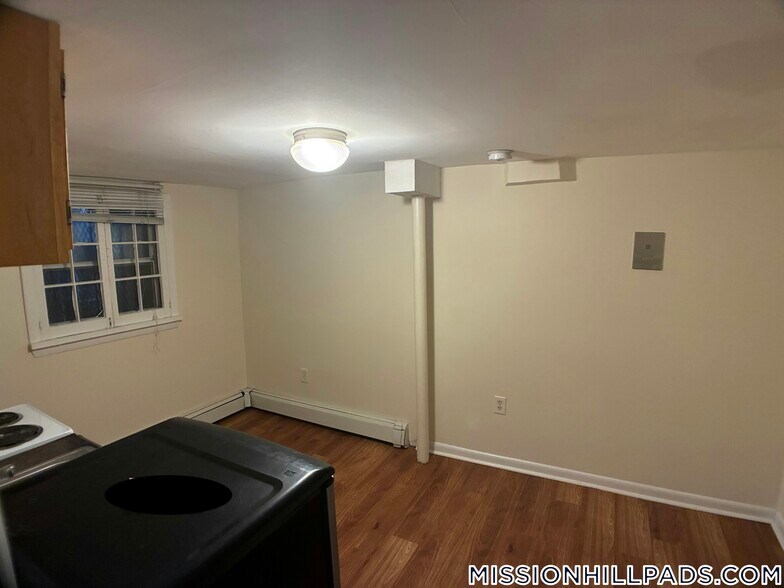 Building Photo - 53 S Huntington Ave