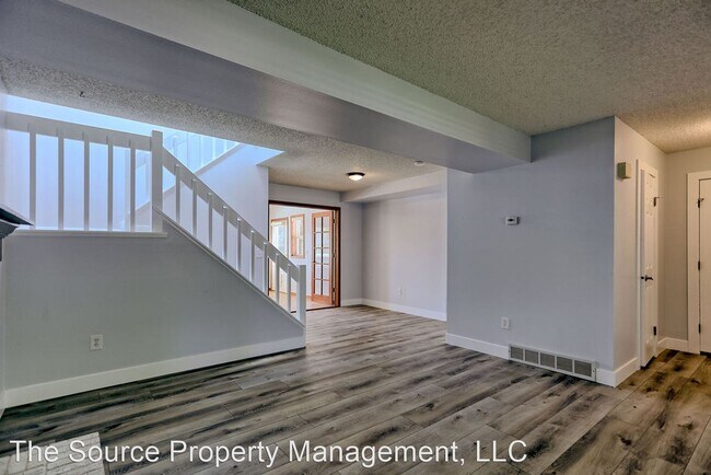 Building Photo - 3 br, 2 bath House - 1631 Barnwood Dr