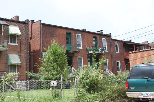 Building Photo - 3332-3334 Pennsylvania Ave