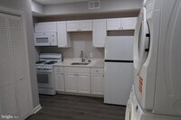 Building Photo - 2833 Brendan Ave