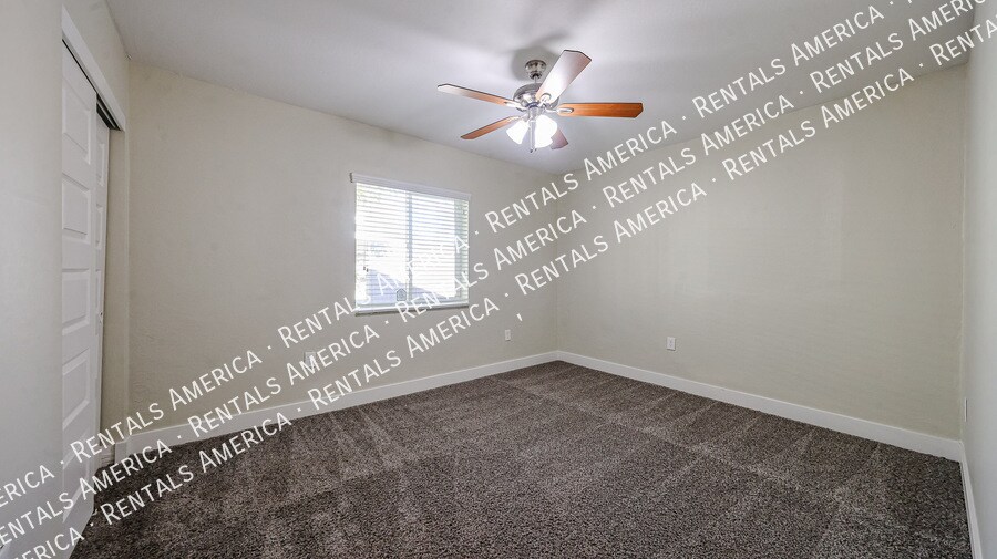 Building Photo - 3113 N 28th St