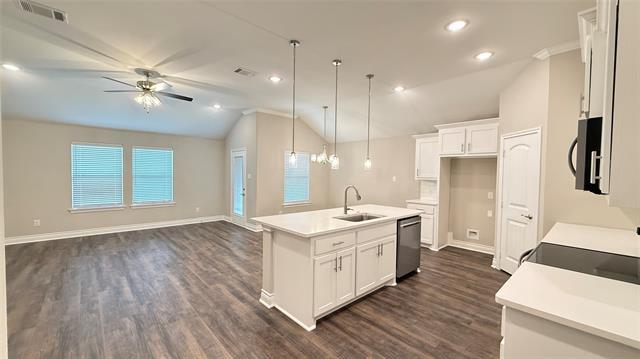 Building Photo - 8101 Scott Ln