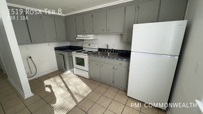 Building Photo - 1519 Rosa Terrace