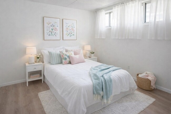 Building Photo - 200 Swanton St