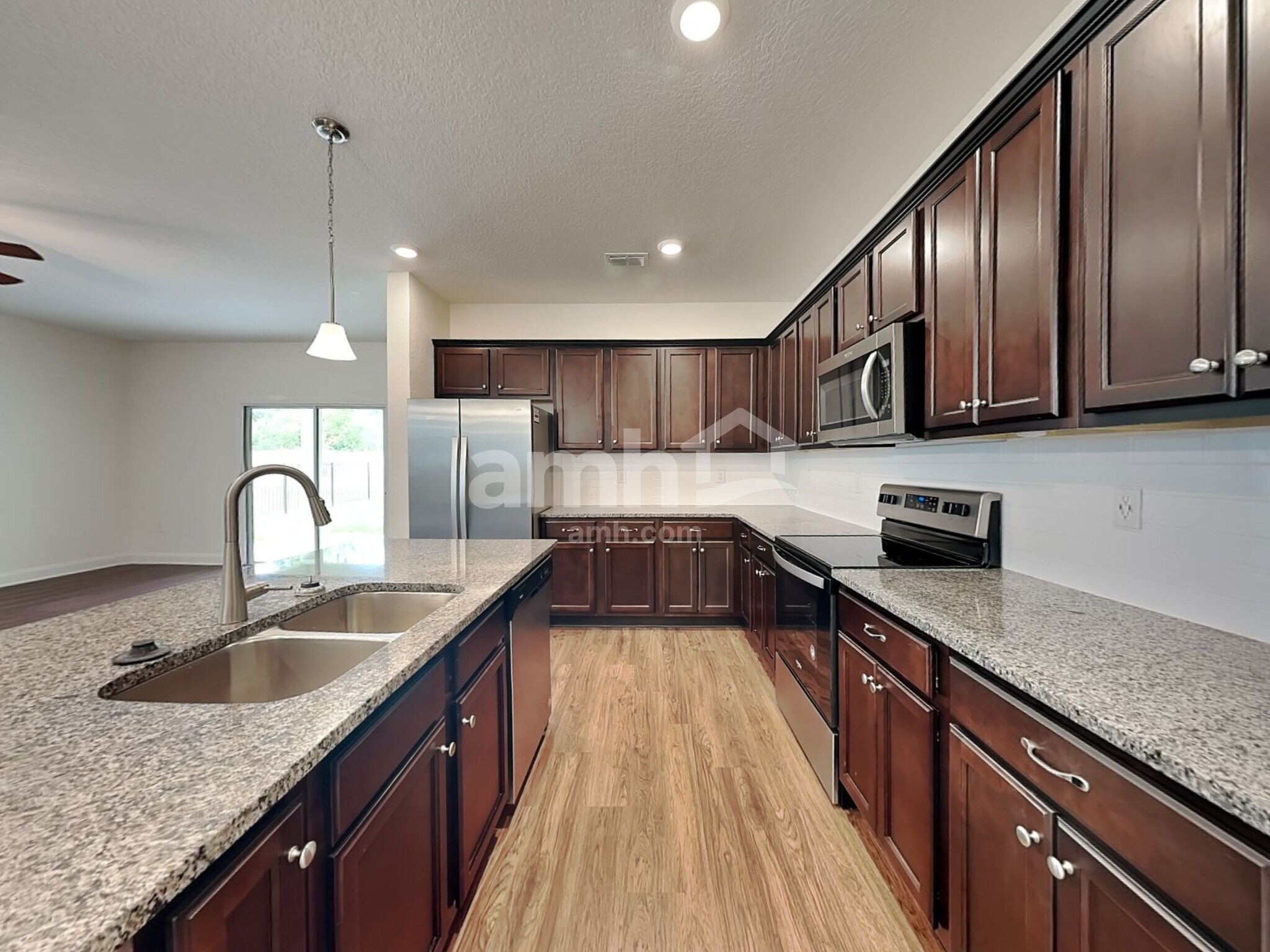 Building Photo - 2992 Hill Valley Ln