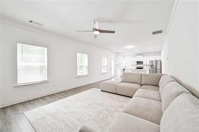 Building Photo - 58 Laurel Cv Dr