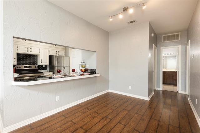 Building Photo - 7340 Skillman St