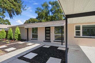 Building Photo - 613 N Highview Ter