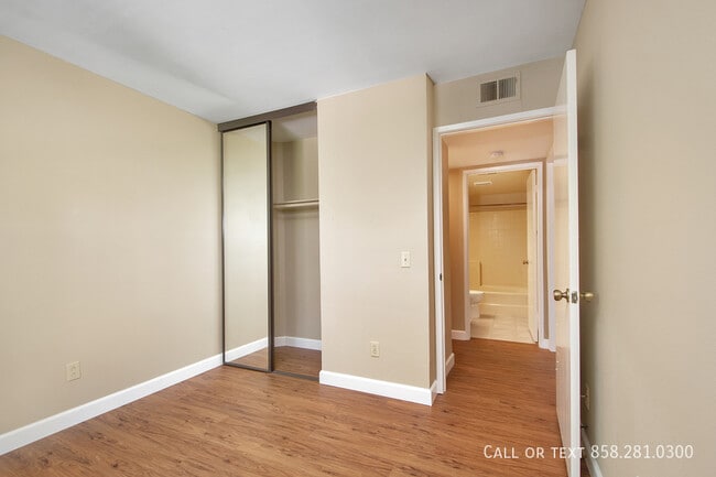 Building Photo - 9322 Twin Trails Dr