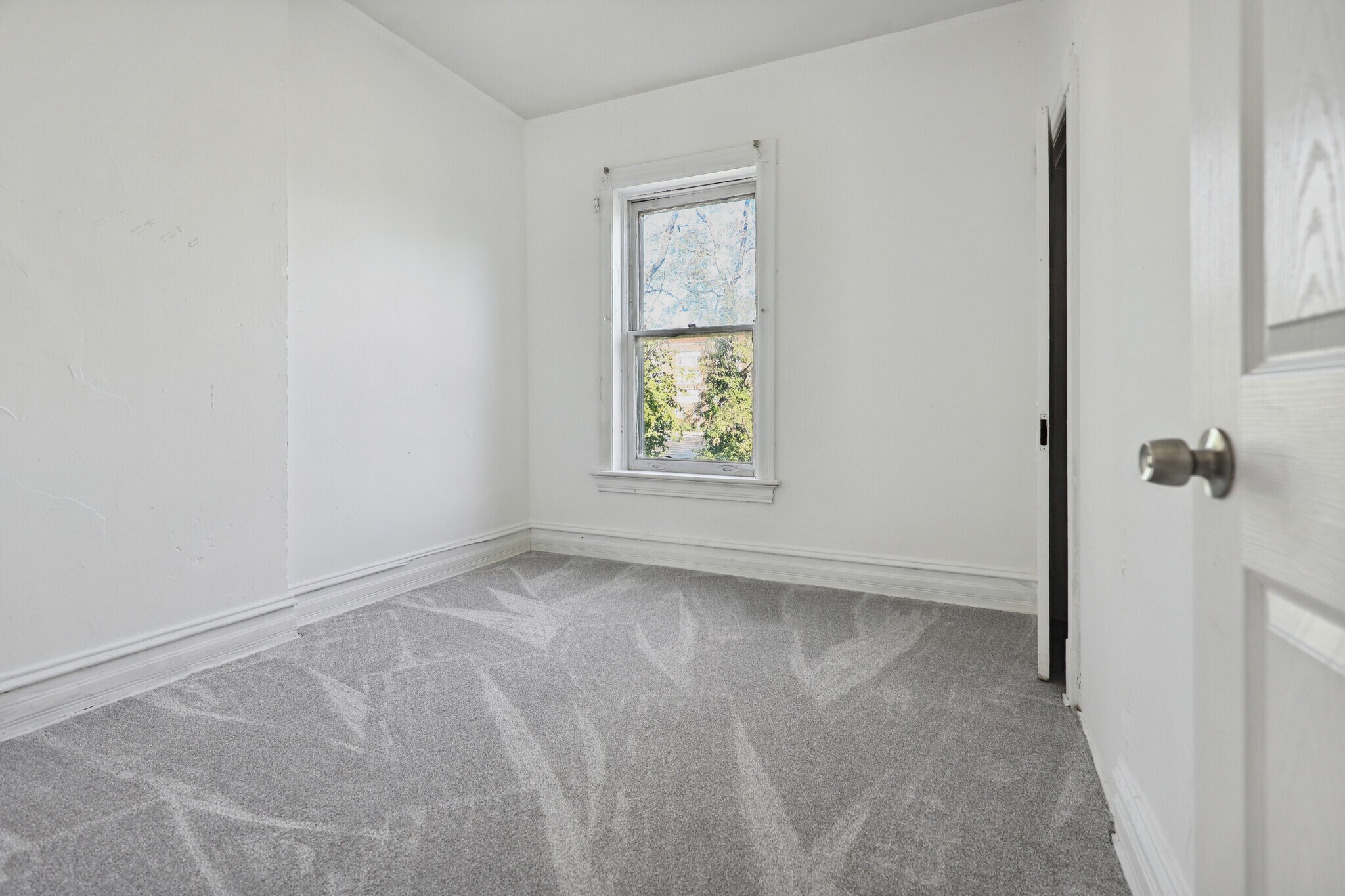 Building Photo - 5237 Enright Ave