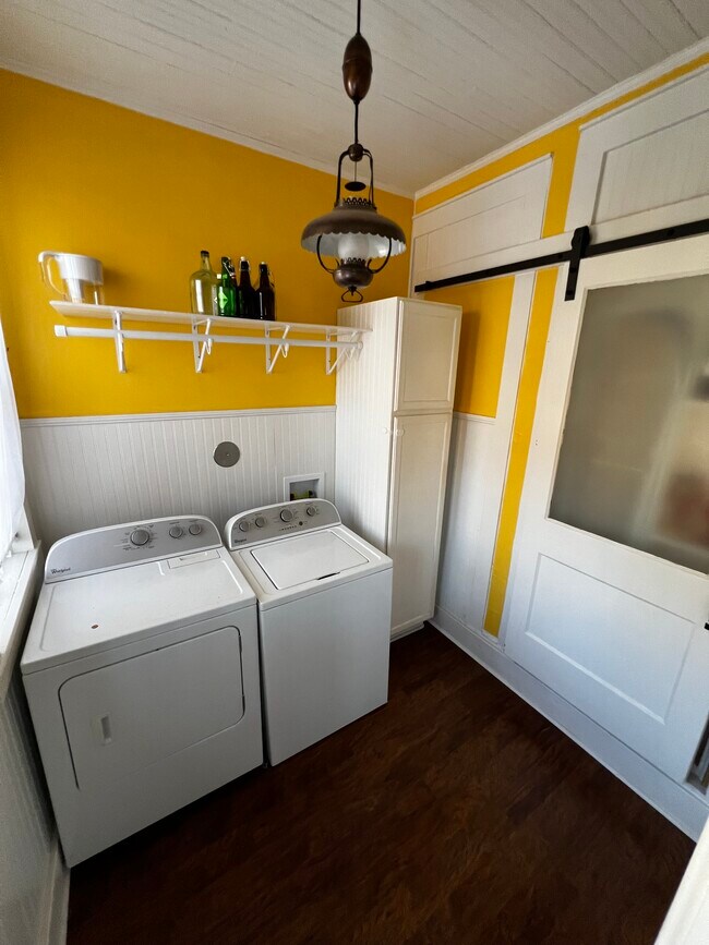 Building Photo - 2192 Nelson Ave