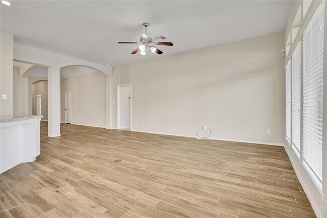 Building Photo - 1430 Laura Hills Ln