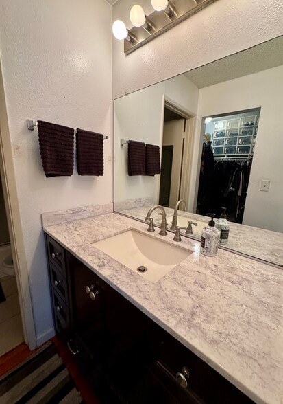 Building Photo - 8176 Manitoba St