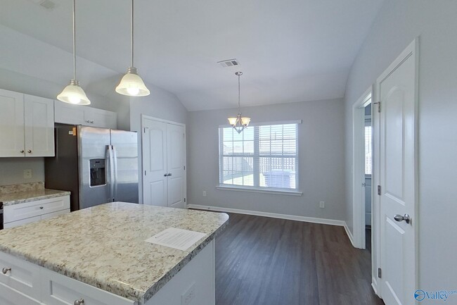 Building Photo - 107 Dawson's Ml Dr