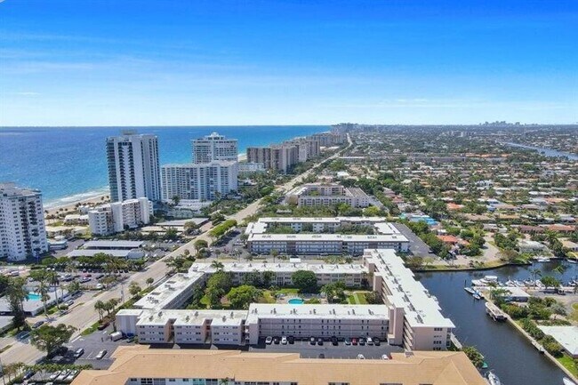 Building Photo - 1481 S Ocean Blvd