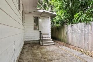 Primary Photo - 726 W Central Ave