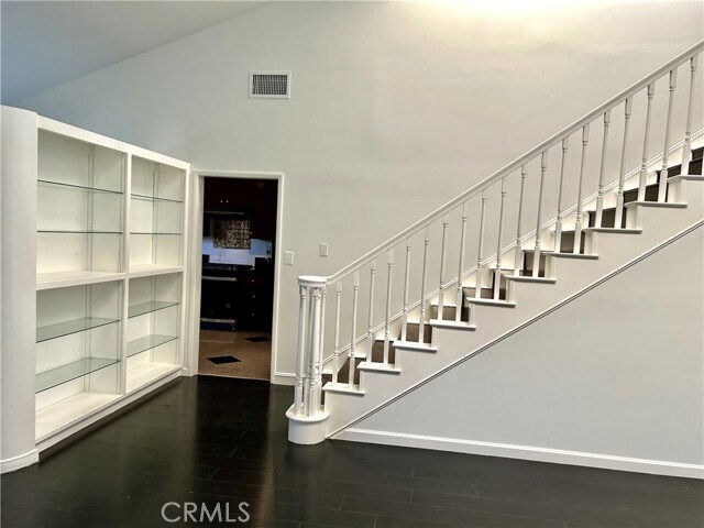 Building Photo - 1130 Encanto Dr