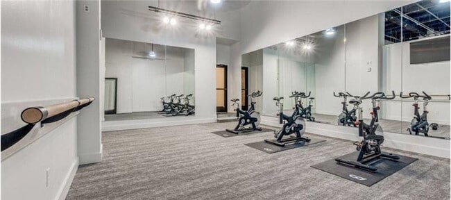 Building Photo - 301 N Akard St