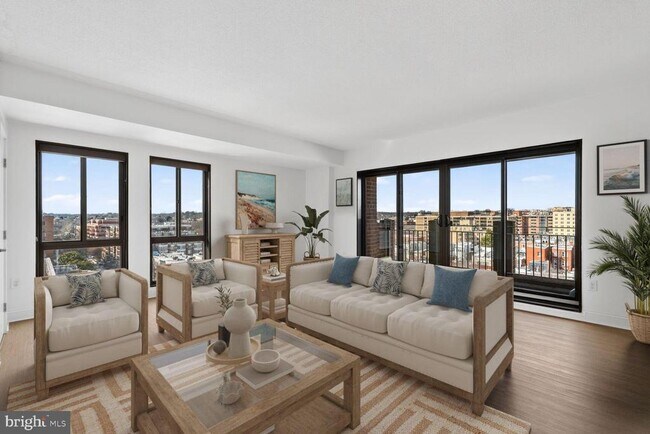 Building Photo - 1280 21st St NW