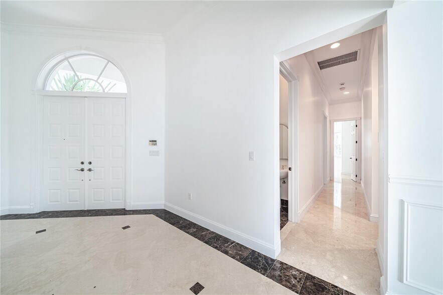 Building Photo - 3975 194th Trl