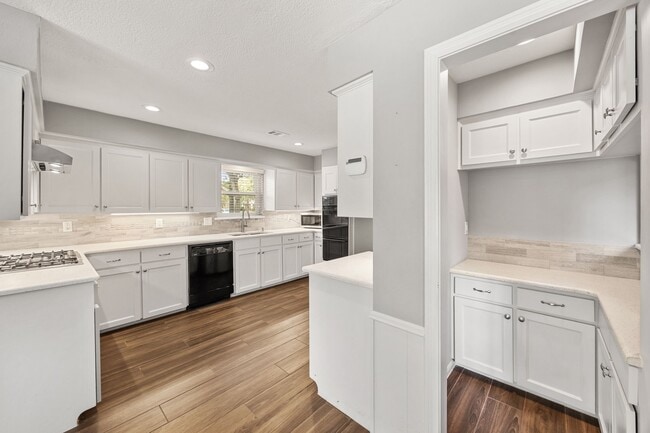 Building Photo - 16209 Congo Ln