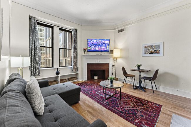 Building Photo - 62 Boylston St