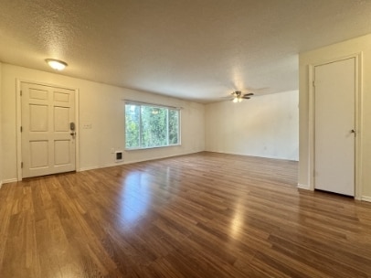 Building Photo - 5560 SW Beaverton Hillsdale Hwy