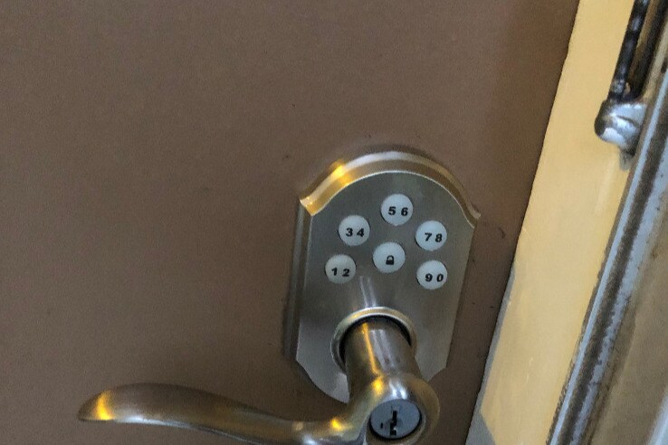 Keyless entry - 73481 Fulton St
