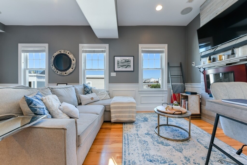 Building Photo - 5 Grimes St