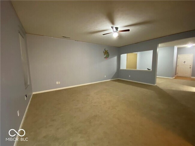 Building Photo - 5221 Bombay Dr