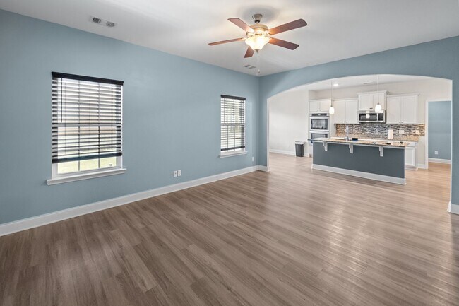 Building Photo - Spacious 5-Bedroom Home in The Palms at New Hampstead with Office & Screened Porch