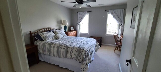 Building Photo - 1578 Fair Oaks Ln