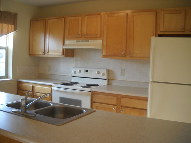 Primary Photo - 530 N Central Ave